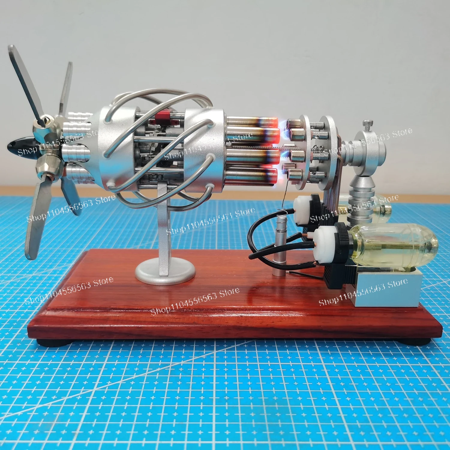 Модель 16-цилиндрового двигате – обзор и цена Science Toy